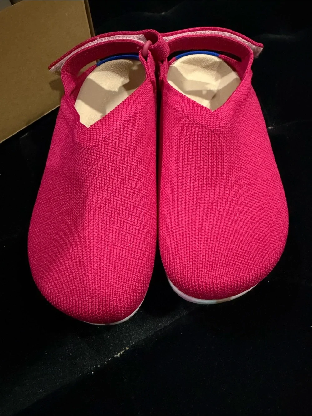Rothy’s Kids Slip-On clogs—Comfort Shoes in Bright Pink
